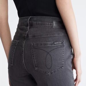 Calvin Klien high rise jessging jeans